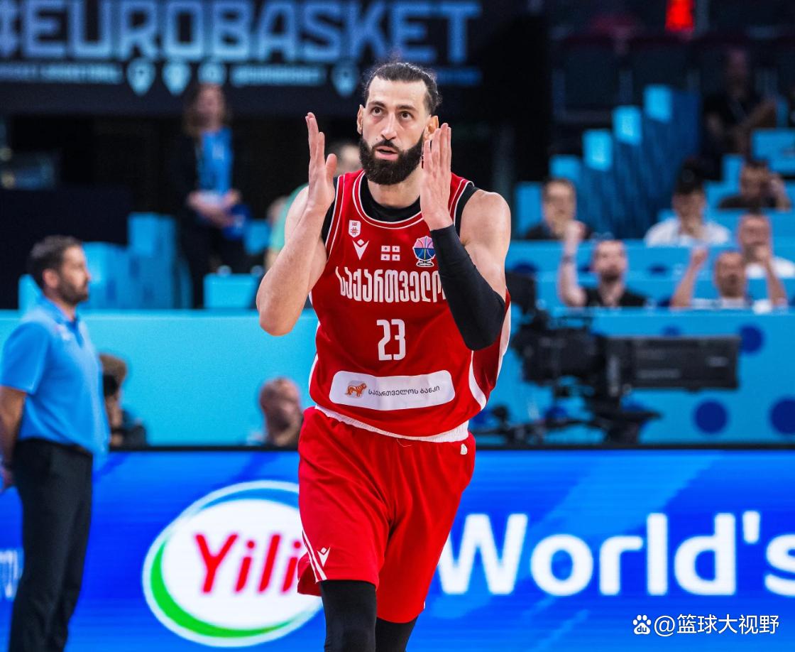 爱游戏体育-字母哥遭遇十五连败，法国队教练面临压力！的简单介绍